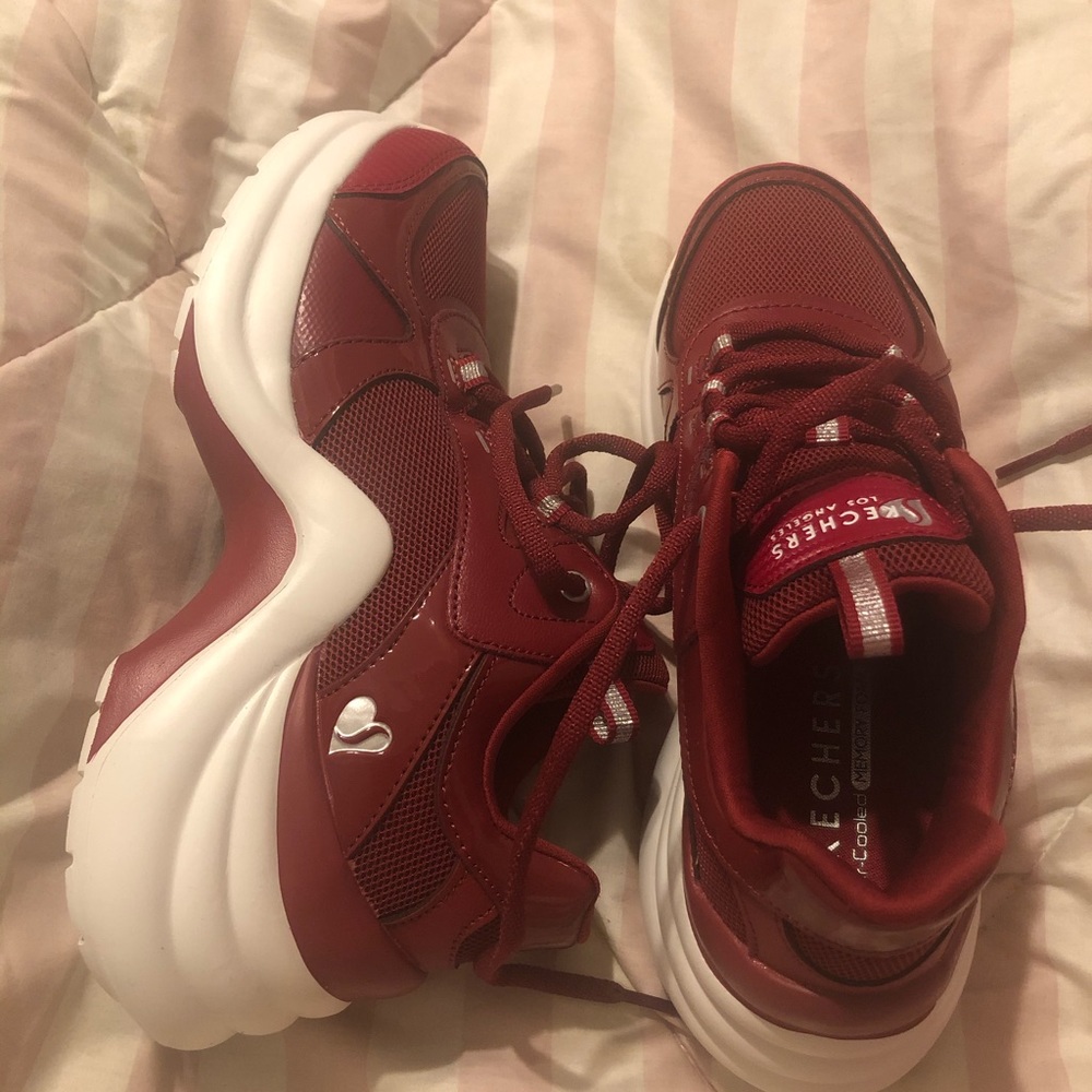 💋Sold💋 Red Sketchers Sneakers